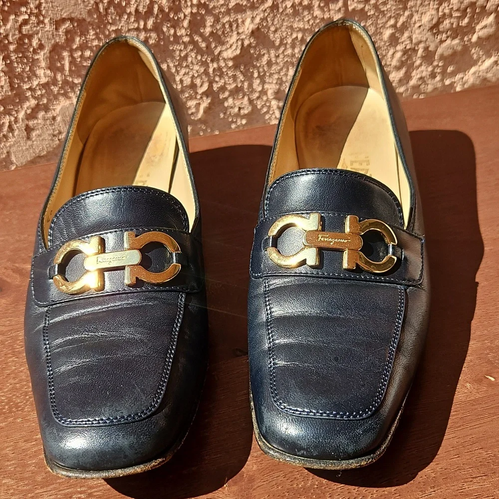 Salvatore Ferragamo Gancini Navy Leather Loafers Size 8 - Picture 4 of 14